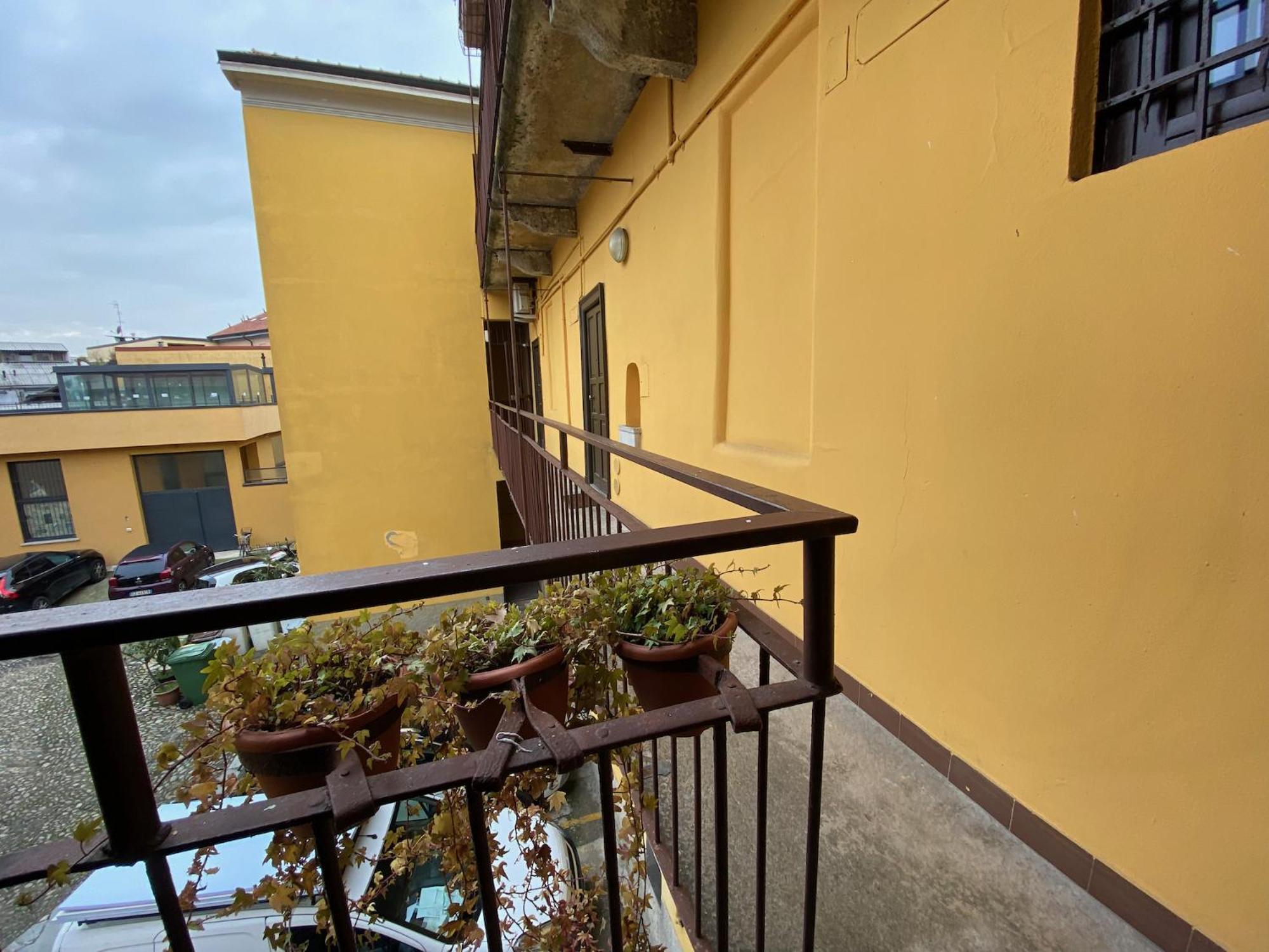 Monolocale Morimondo 1 Milan Luaran gambar